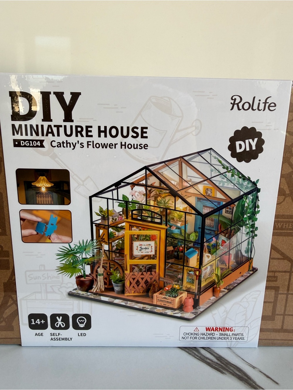 Rolife DIY Miniature Cathy’s Flower House brand new
